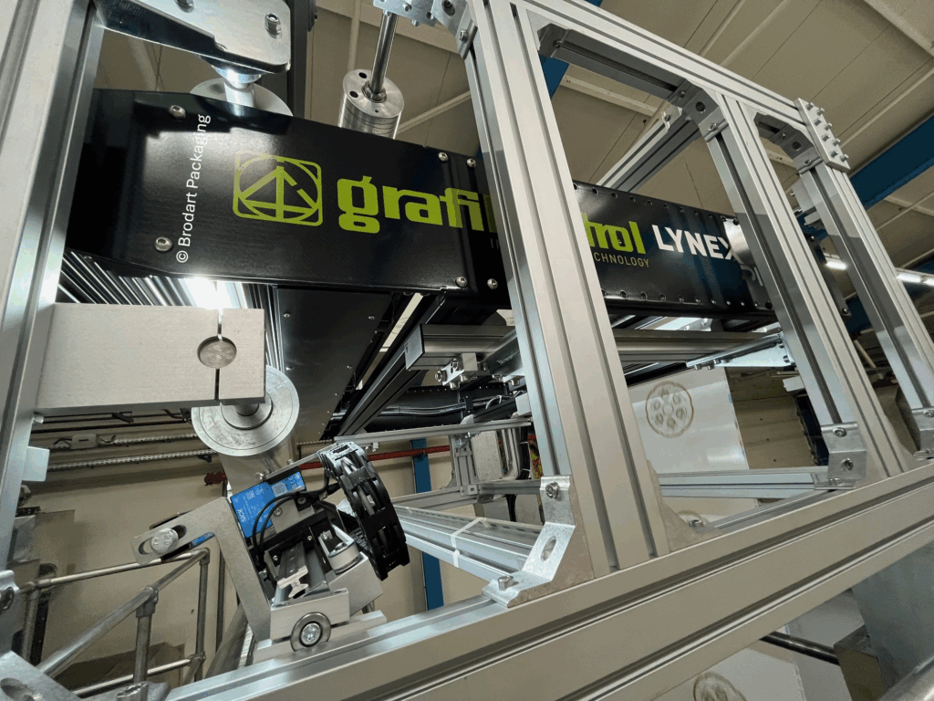Système Progrex Plus installé dans les ateliers de BRODART PACKAGING pour un contrôle qualité 100 % des impressions.