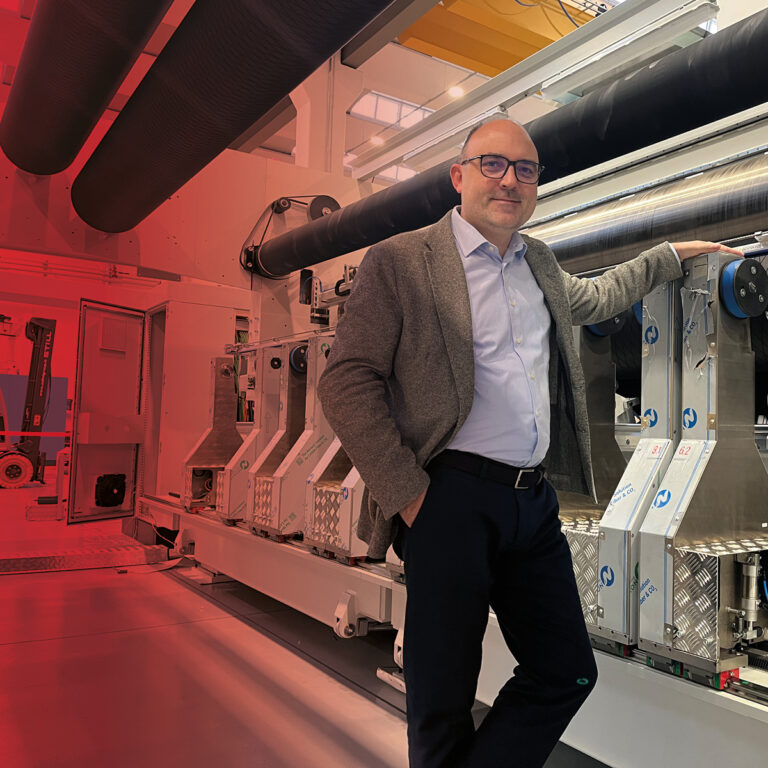 Alessandro Pegorin, directeur des opérations d’IMS Technologies, évoque les priorités stratégiques, l’innovation et l’avenir du secteur des machines de transformation